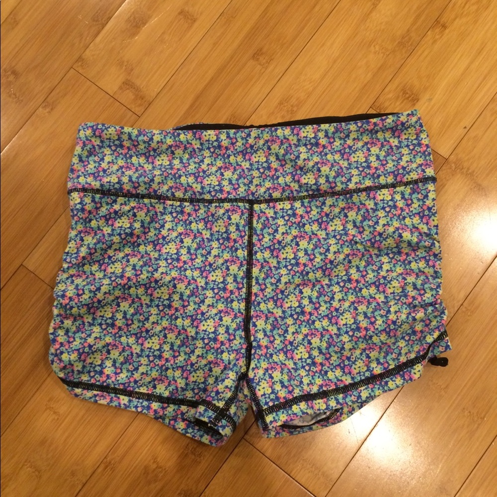VSX Knockout Hot Shorts